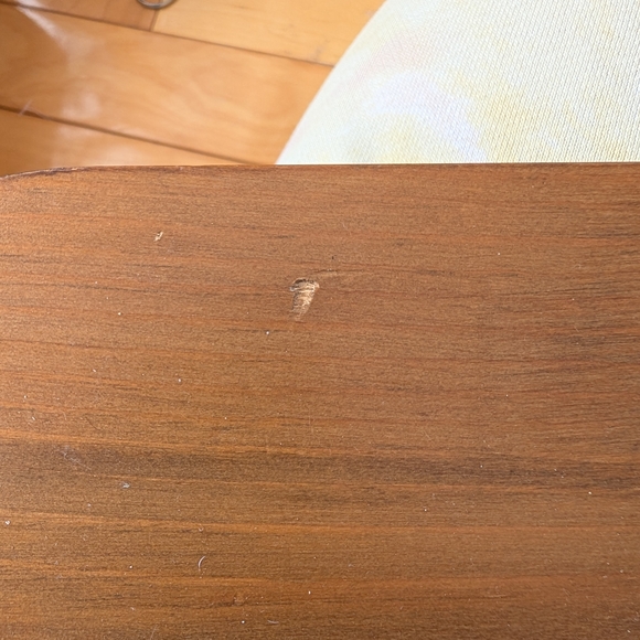 Hand-Painted Wooden Wall Key Rack - Picture 7 of 7